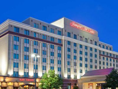 Hotel Hampton & Chicago North Shore