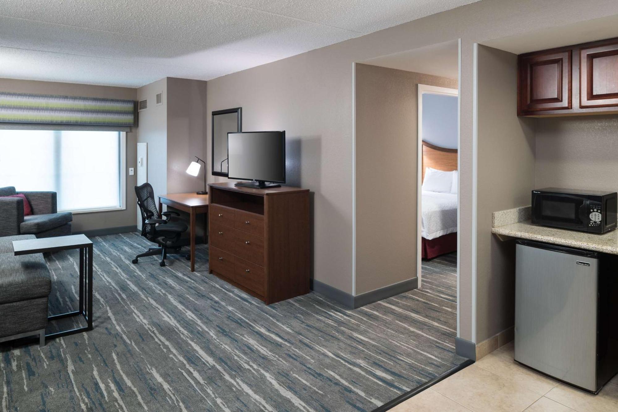 Hotel Hampton & Chicago North Shore Skokie