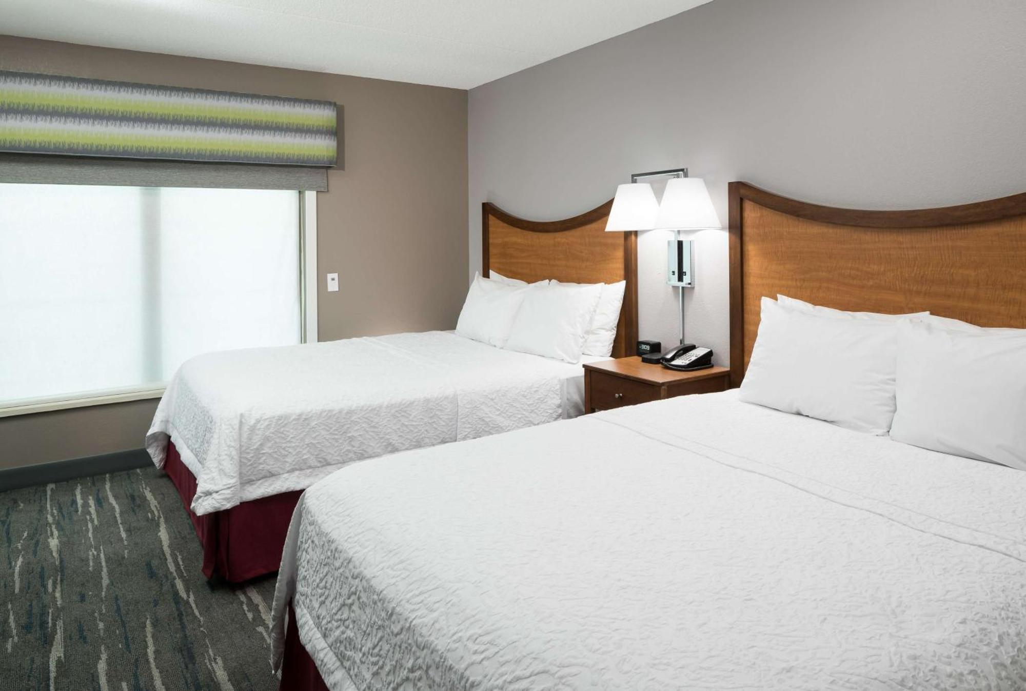 Hotel Hampton & Chicago North Shore 3*