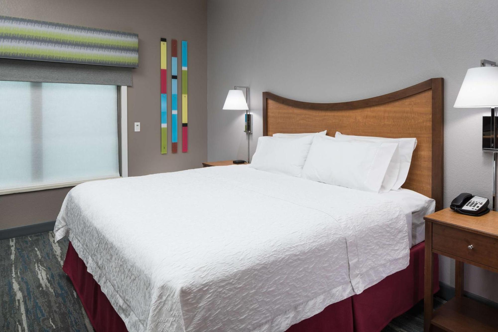 Hotel Hampton & Chicago North Shore