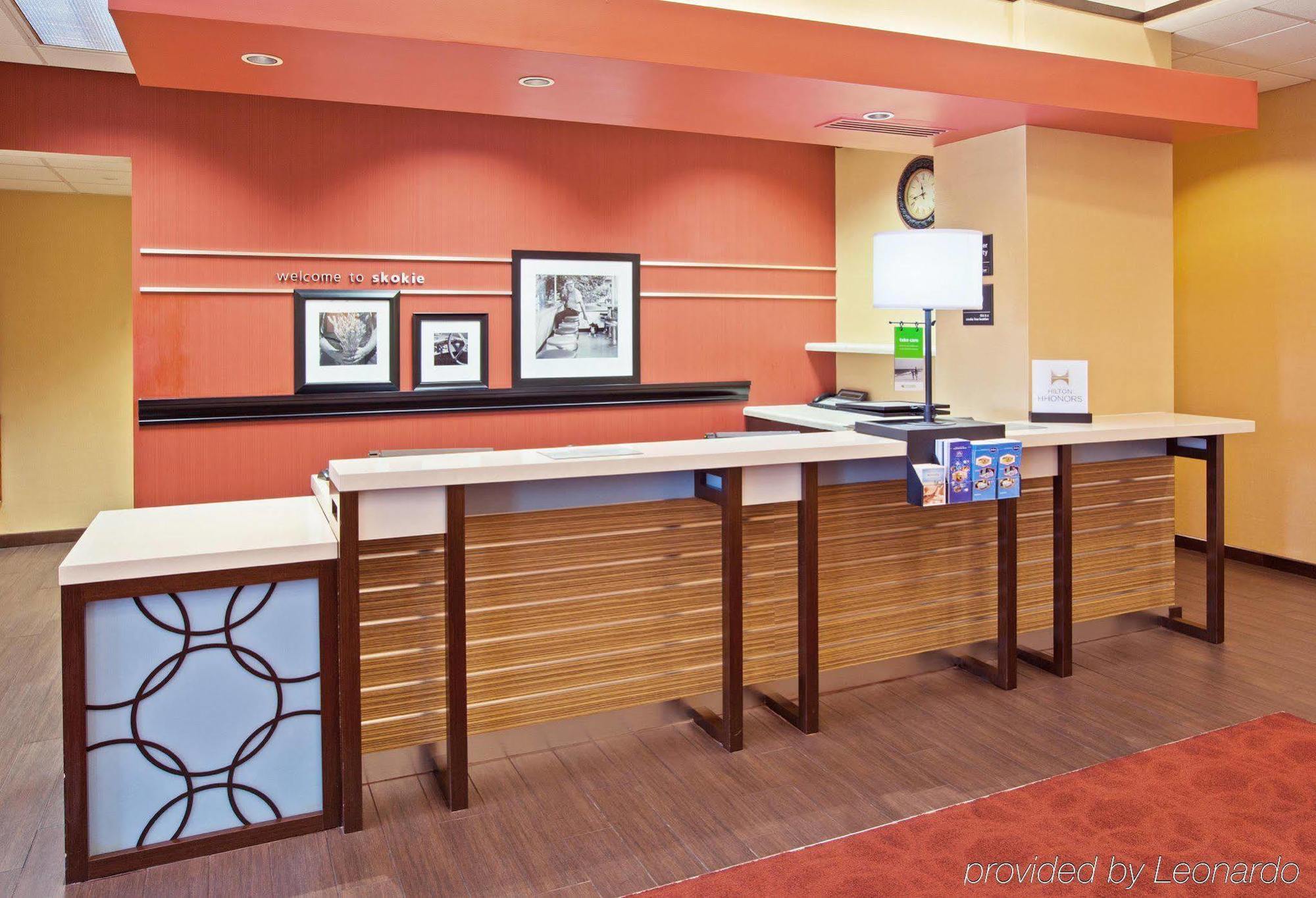 Hampton & Chicago North Shore Hotel 3*